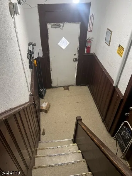 8 3Rd St Passaic City, NJ 07055