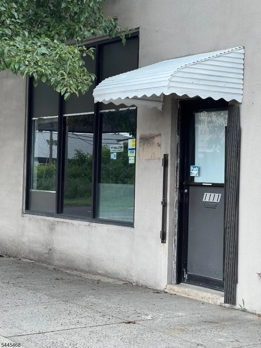 1111 E Elizabeth Ave Linden City, NJ 07036