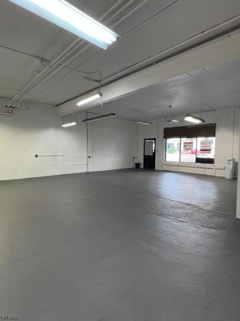 1111 E Elizabeth Ave Linden City, NJ 07036