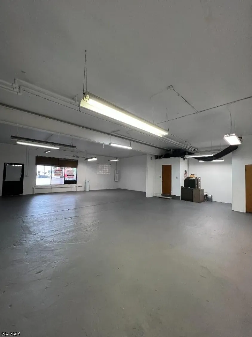 1111 E Elizabeth Ave Linden City, NJ 07036