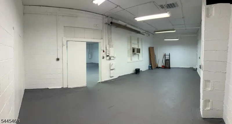 1111 E Elizabeth Ave Linden City, NJ 07036