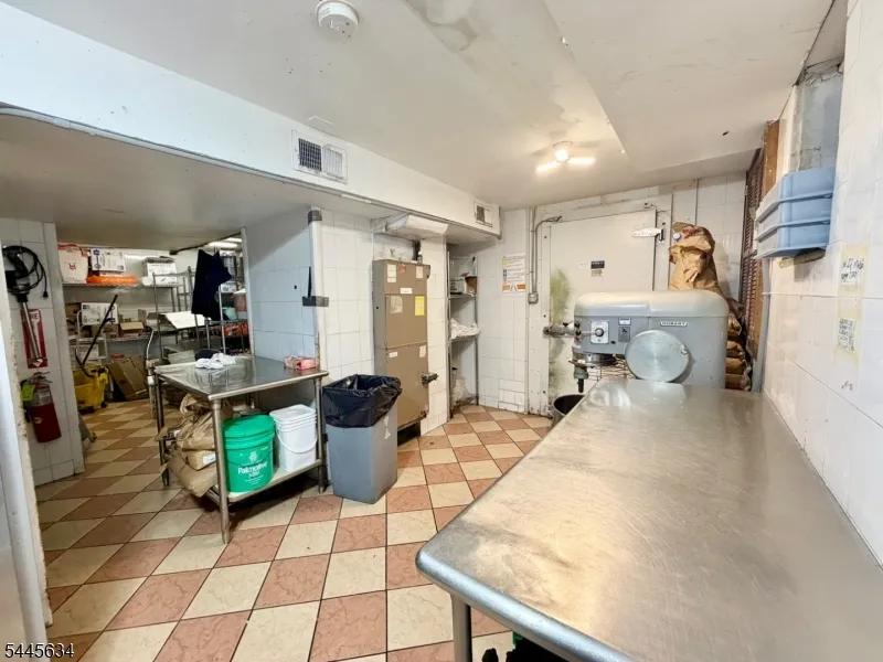 119 Watchung Ave Montclair, NJ 07043