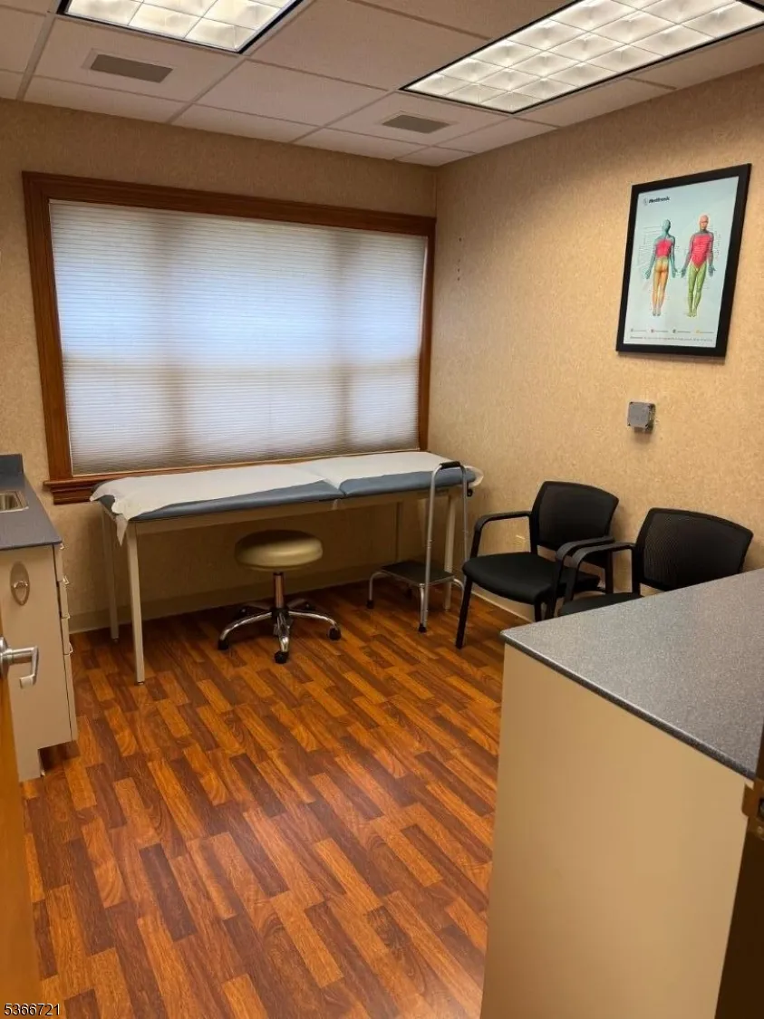 185 FAIRFIELD AVE-UNIT 2A West Caldwell, NJ 07006