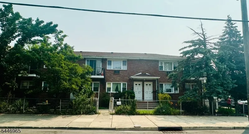 128 Highland Ave Clifton City, NJ 07011