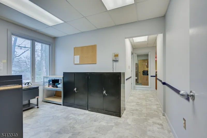 11 Clyde Rd Franklin, NJ 08873