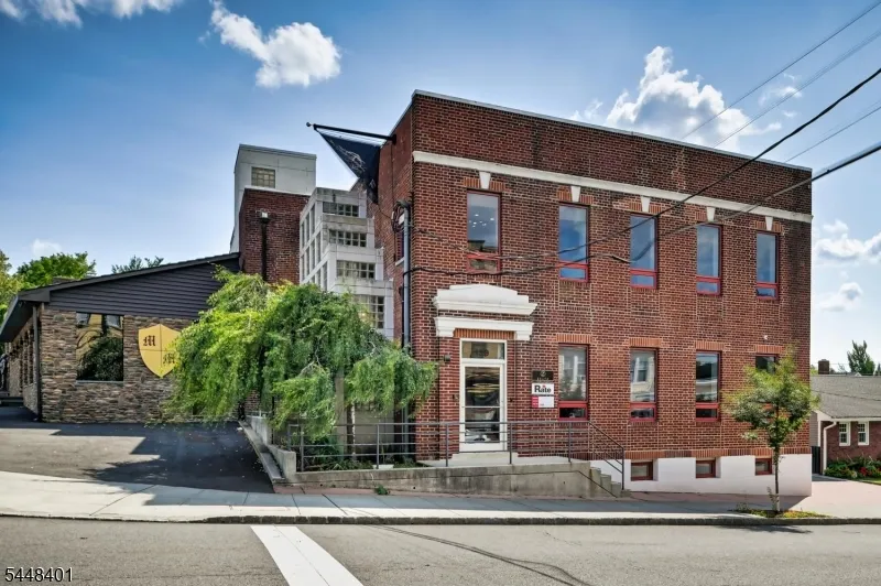 139 Chestnut St Nutley, NJ 07110