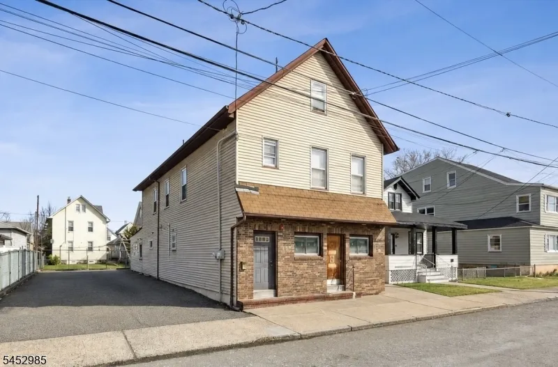 77 Maple Ave Wallington, NJ 07057