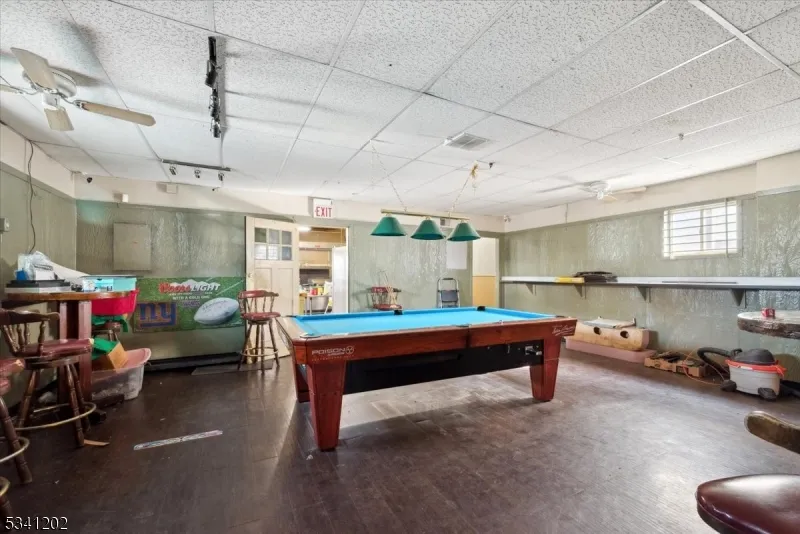 77 Maple Ave Wallington, NJ 07057