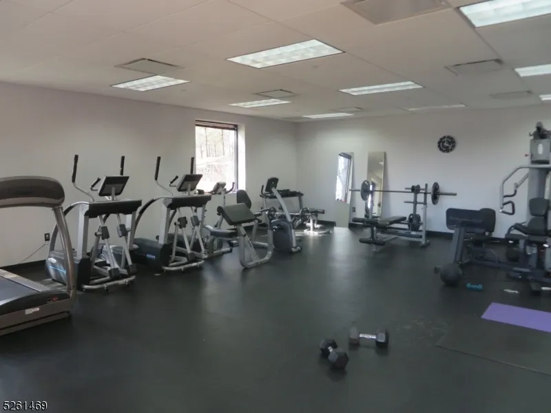 6 RT 173 Clinton, NJ 08809