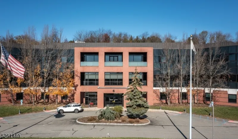 6 RT 173 Clinton, NJ 08809