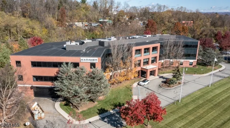 6 RT 173 Clinton, NJ 08809