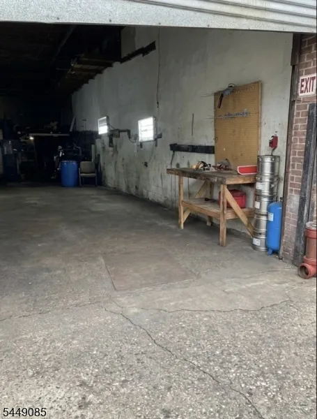 517 Avon Ave Newark City, NJ 07108