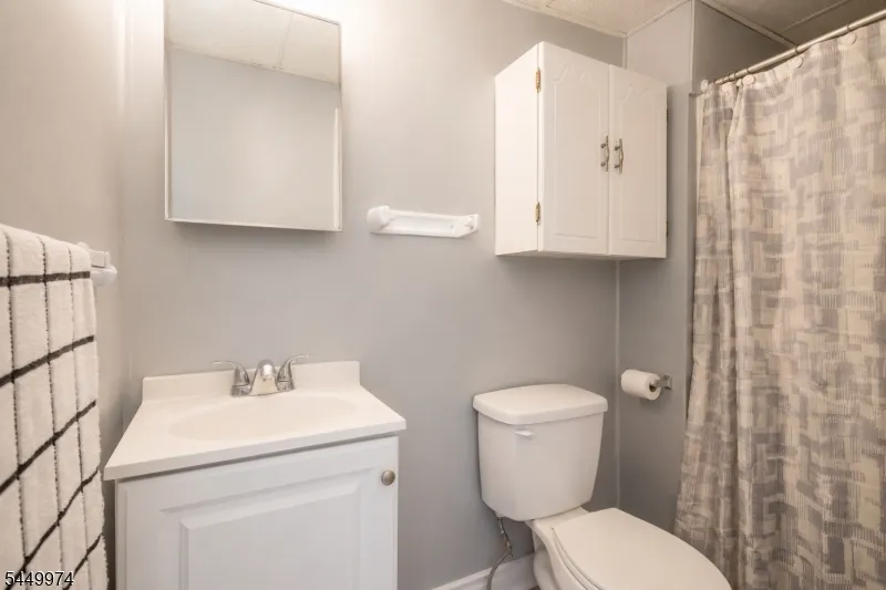 59 Railroad Ave Washington, NJ 07882