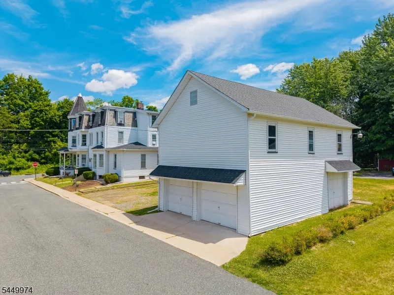59 Railroad Ave Washington, NJ 07882