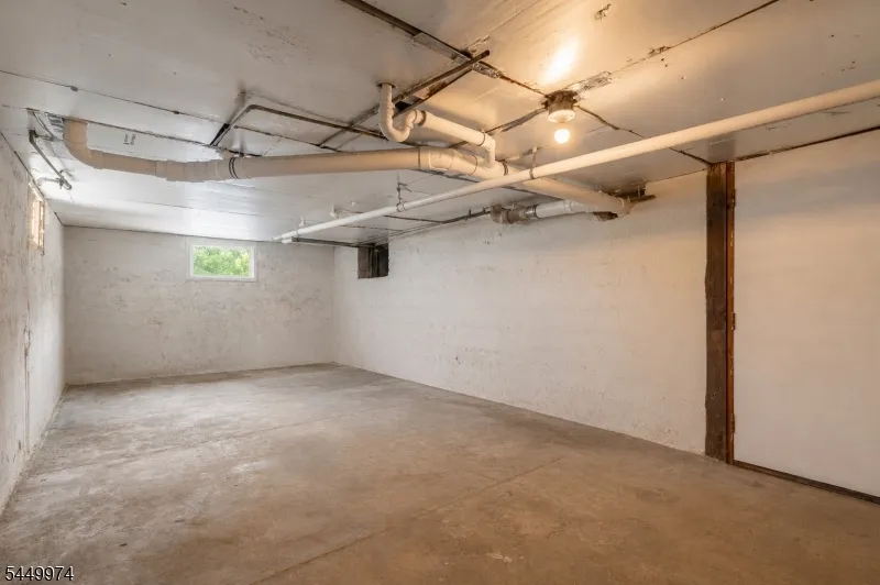 59 Railroad Ave Washington, NJ 07882