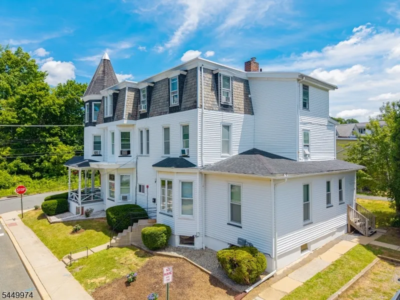 59 Railroad Ave Washington, NJ 07882