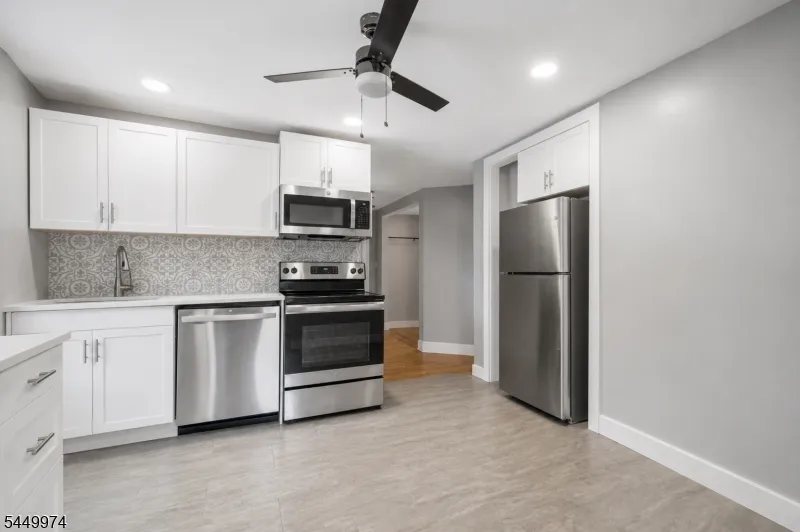 59 Railroad Ave Washington, NJ 07882