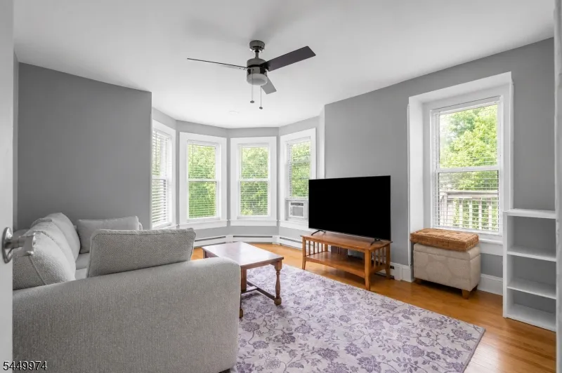 59 Railroad Ave Washington, NJ 07882