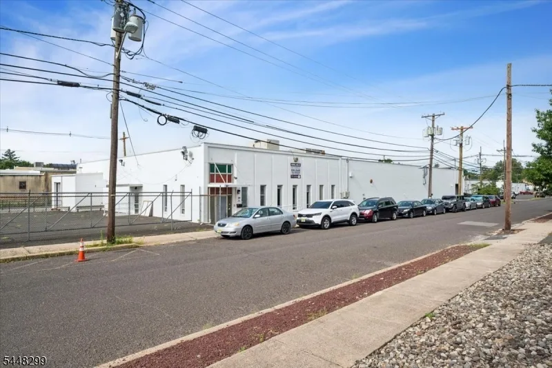 60 E. 4TH St Somerville, NJ 08876