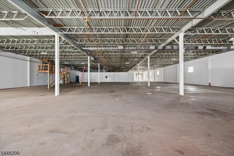 60 E. 4TH St Somerville, NJ 08876