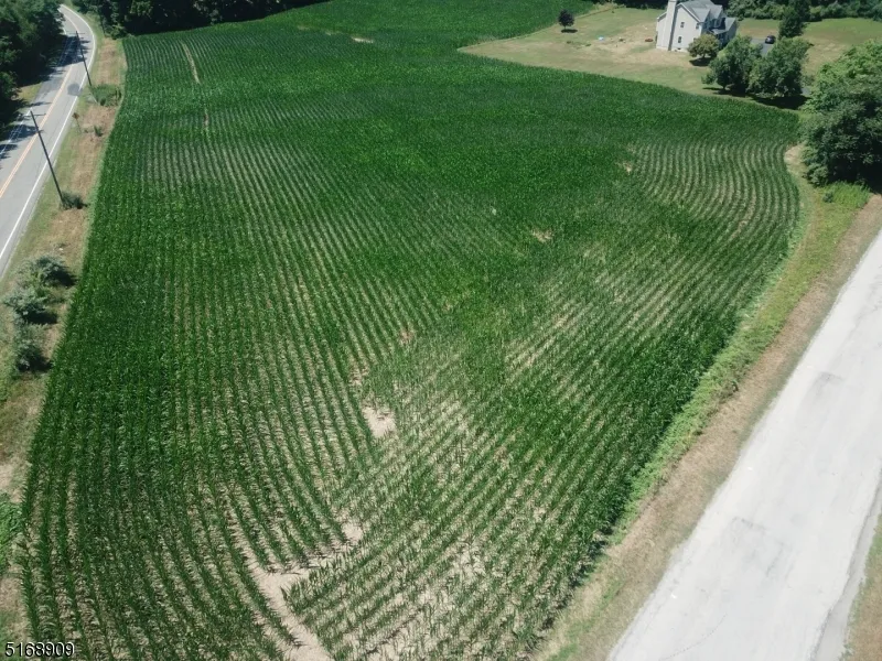 3 Mt Salem Rd Wantage, NJ 07461