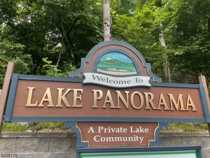 78 Lakeside Dr NW Vernon, NJ 07461