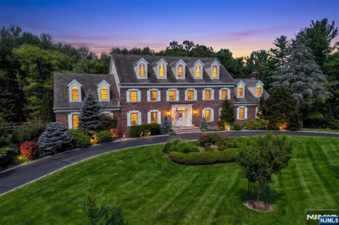 958 Arapaho Trail