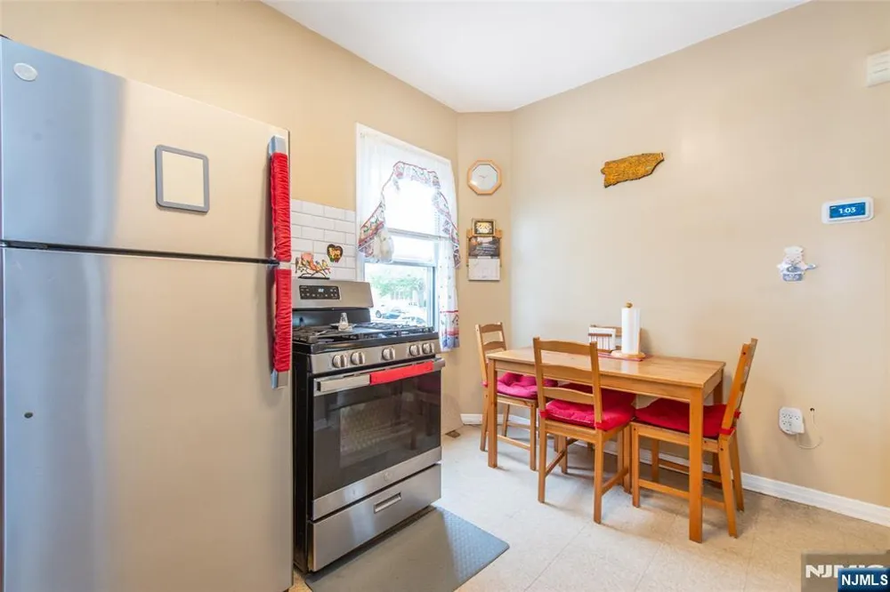 520-522 Madison Avenue Paterson, NJ 07514