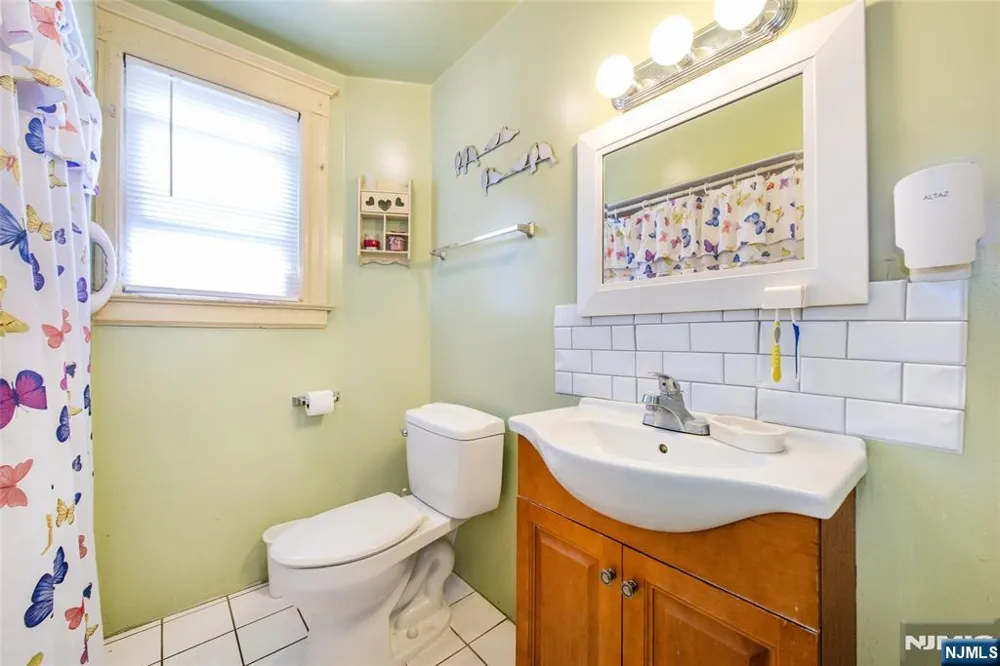 520-522 Madison Avenue Paterson, NJ 07514