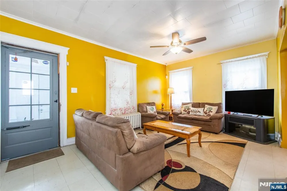 520-522 Madison Avenue Paterson, NJ 07514