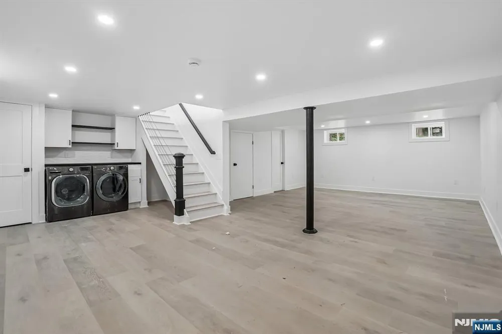 20 Manito Avenue Oakland, NJ 07436