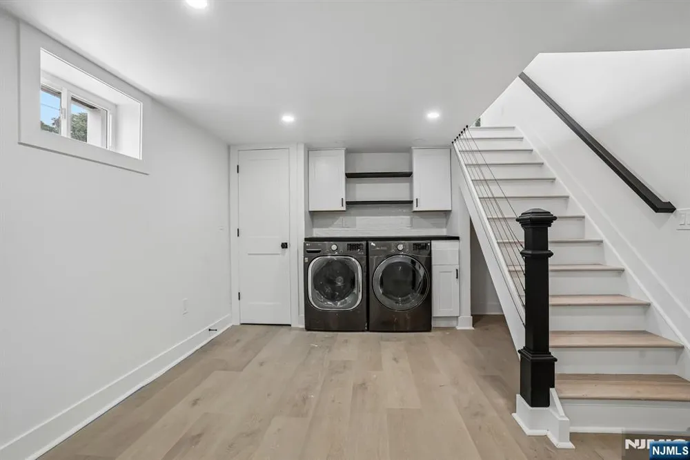 20 Manito Avenue Oakland, NJ 07436