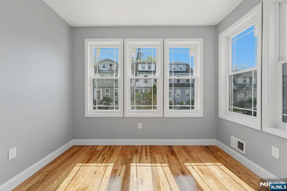153 Brookside Avenue Irvington, NJ 07111