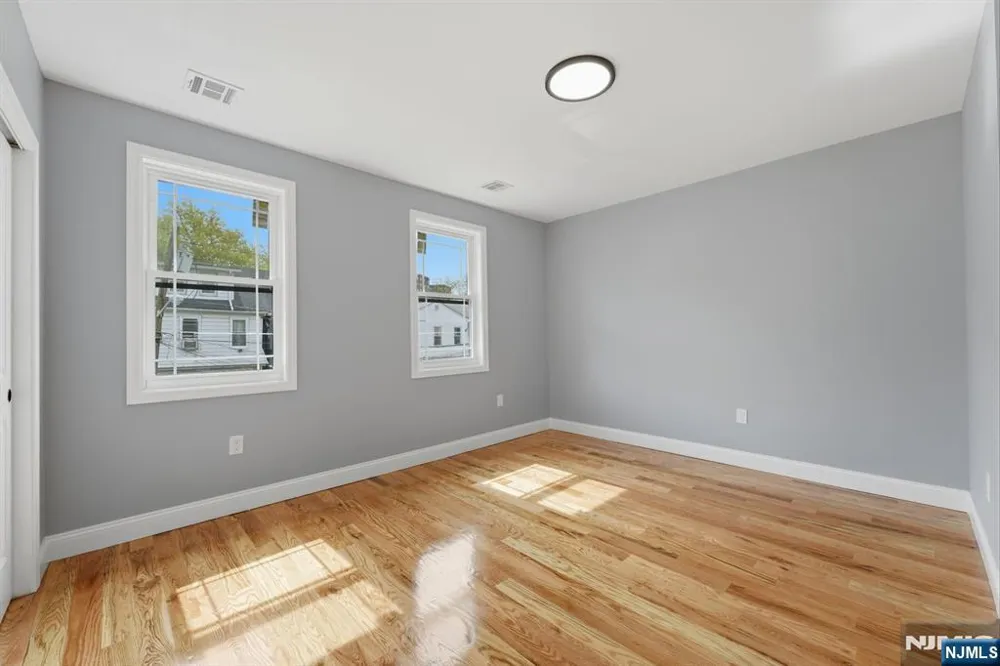 153 Brookside Avenue Irvington, NJ 07111