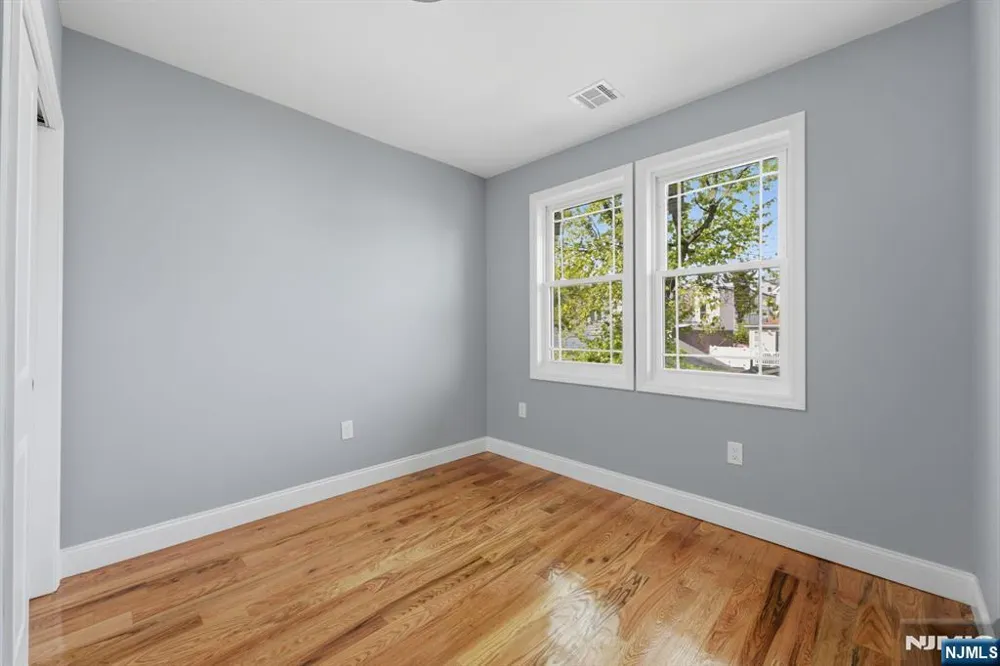 153 Brookside Avenue Irvington, NJ 07111