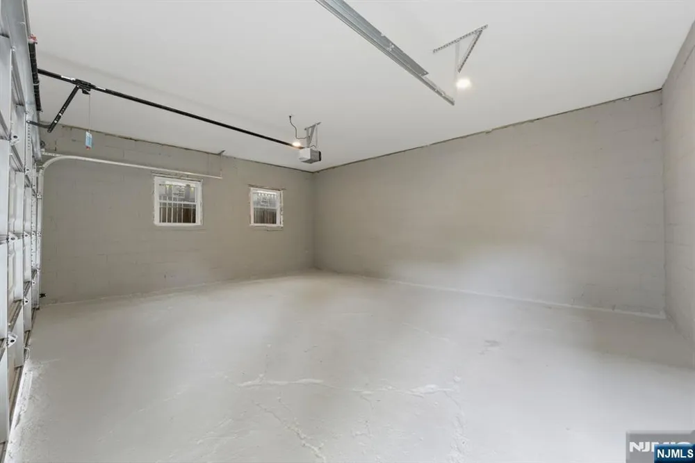 153 Brookside Avenue Irvington, NJ 07111