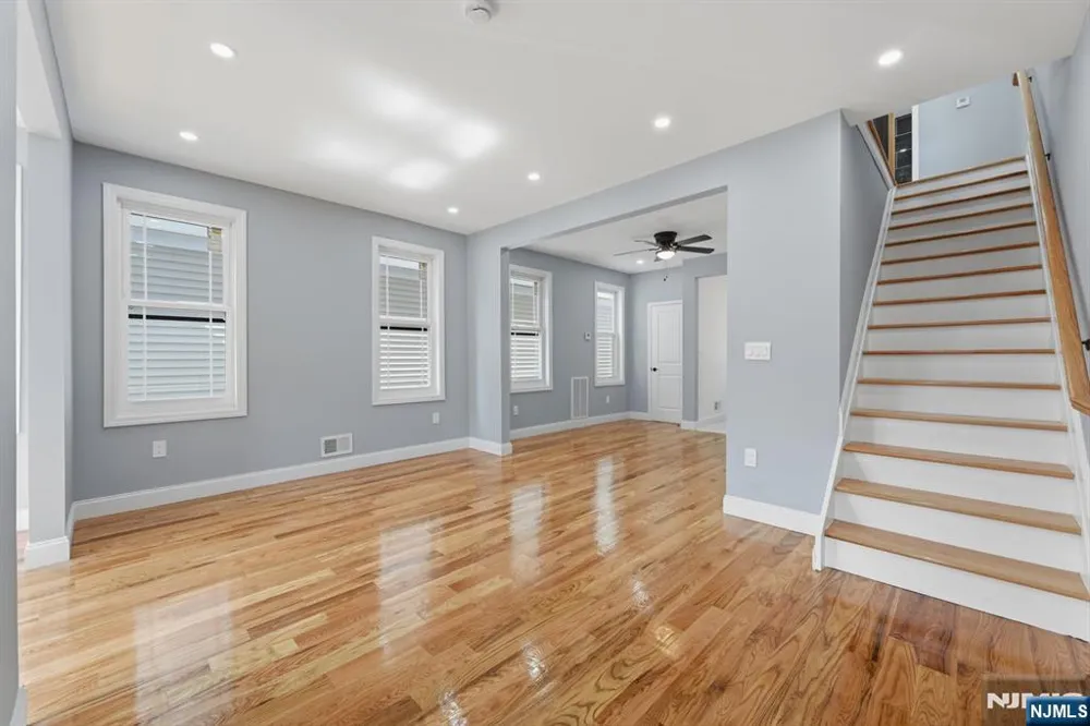 153 Brookside Avenue Irvington, NJ 07111