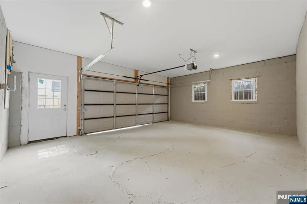 153 Brookside Avenue Irvington, NJ 07111