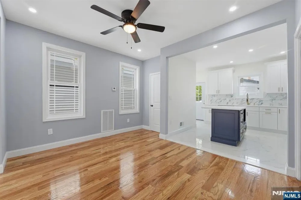 153 Brookside Avenue Irvington, NJ 07111