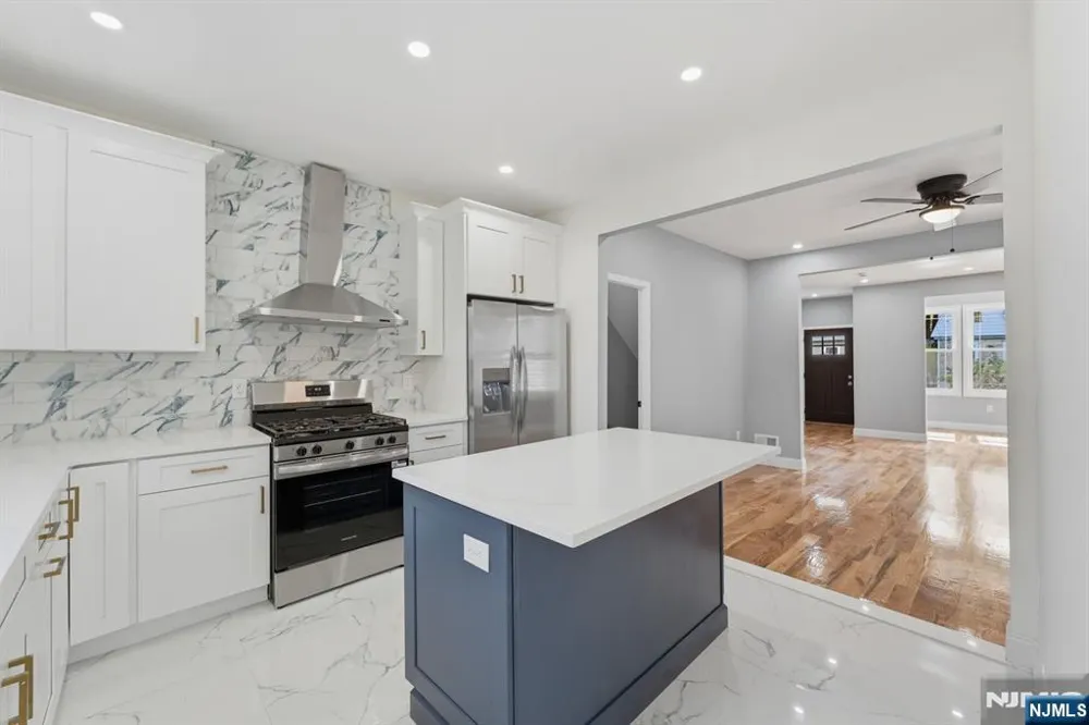 153 Brookside Avenue Irvington, NJ 07111