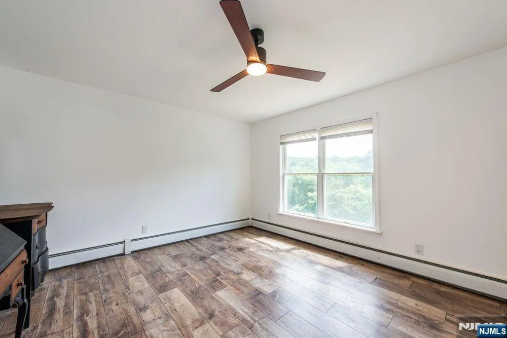 1754 County Rd 565 Sussex, NJ 07461