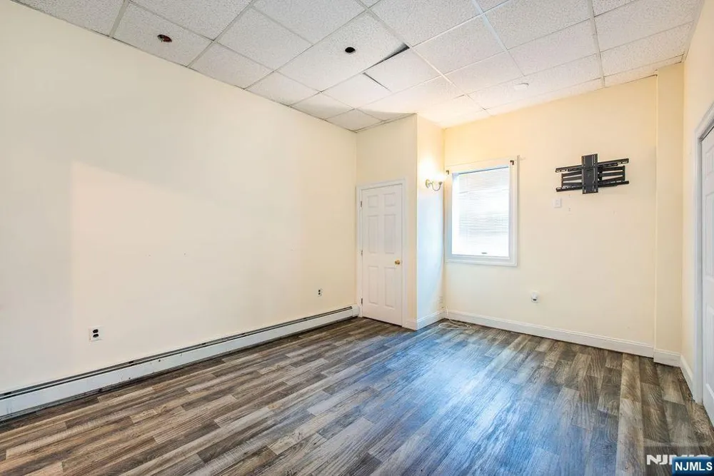 1754 County Rd 565 Sussex, NJ 07461