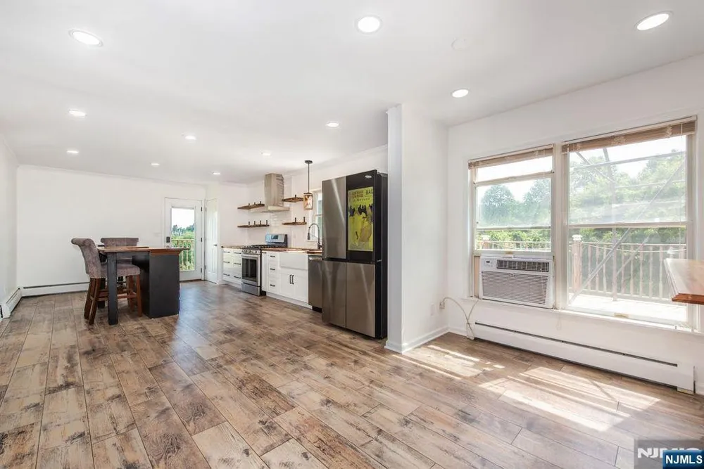 1754 County Rd 565 Sussex, NJ 07461