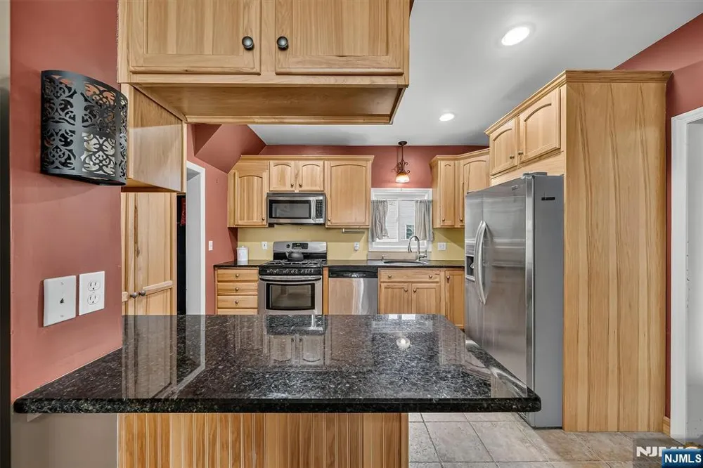 116 Eagle Avenue New Milford, NJ 07646