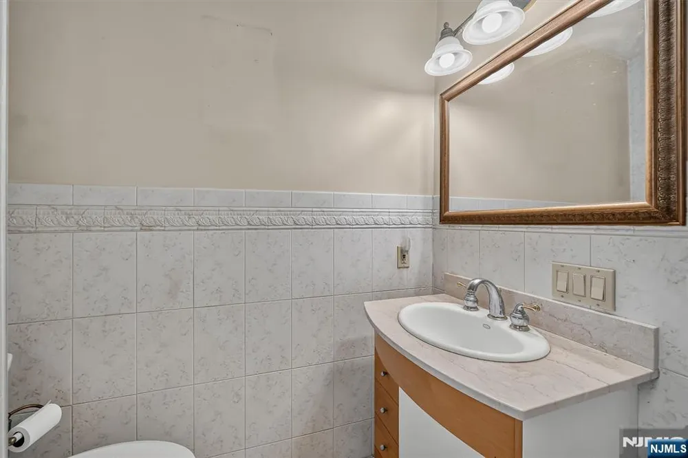 116 Eagle Avenue New Milford, NJ 07646