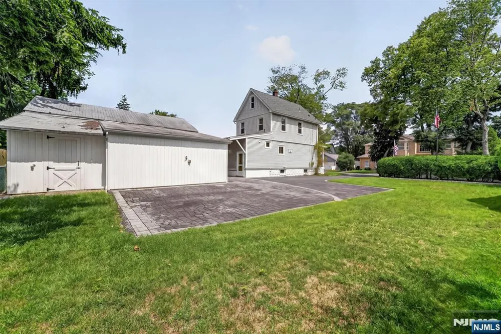 116 Eagle Avenue New Milford, NJ 07646