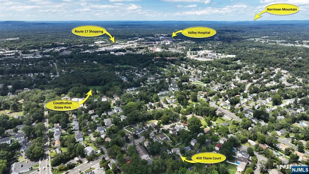 459 Tulane Court Paramus, NJ 07652