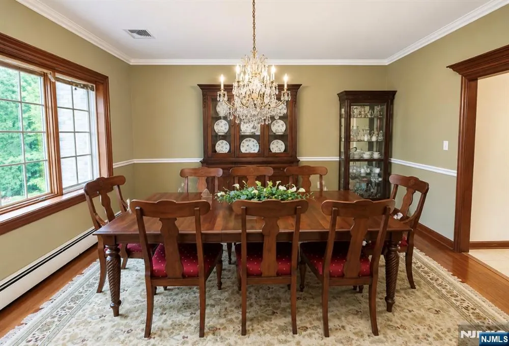 604 Grandview Terrace Franklin Lakes, NJ 07417