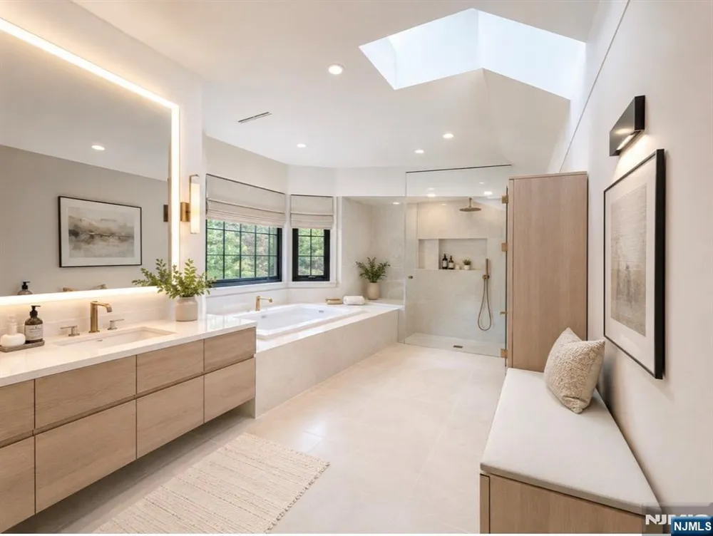 604 Grandview Terrace Franklin Lakes, NJ 07417