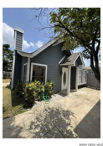 9611 SIMPLICITY DR
